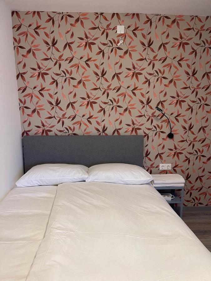 Hotel B&B Sint-Maria Next Door 法尔肯堡 外观 照片
