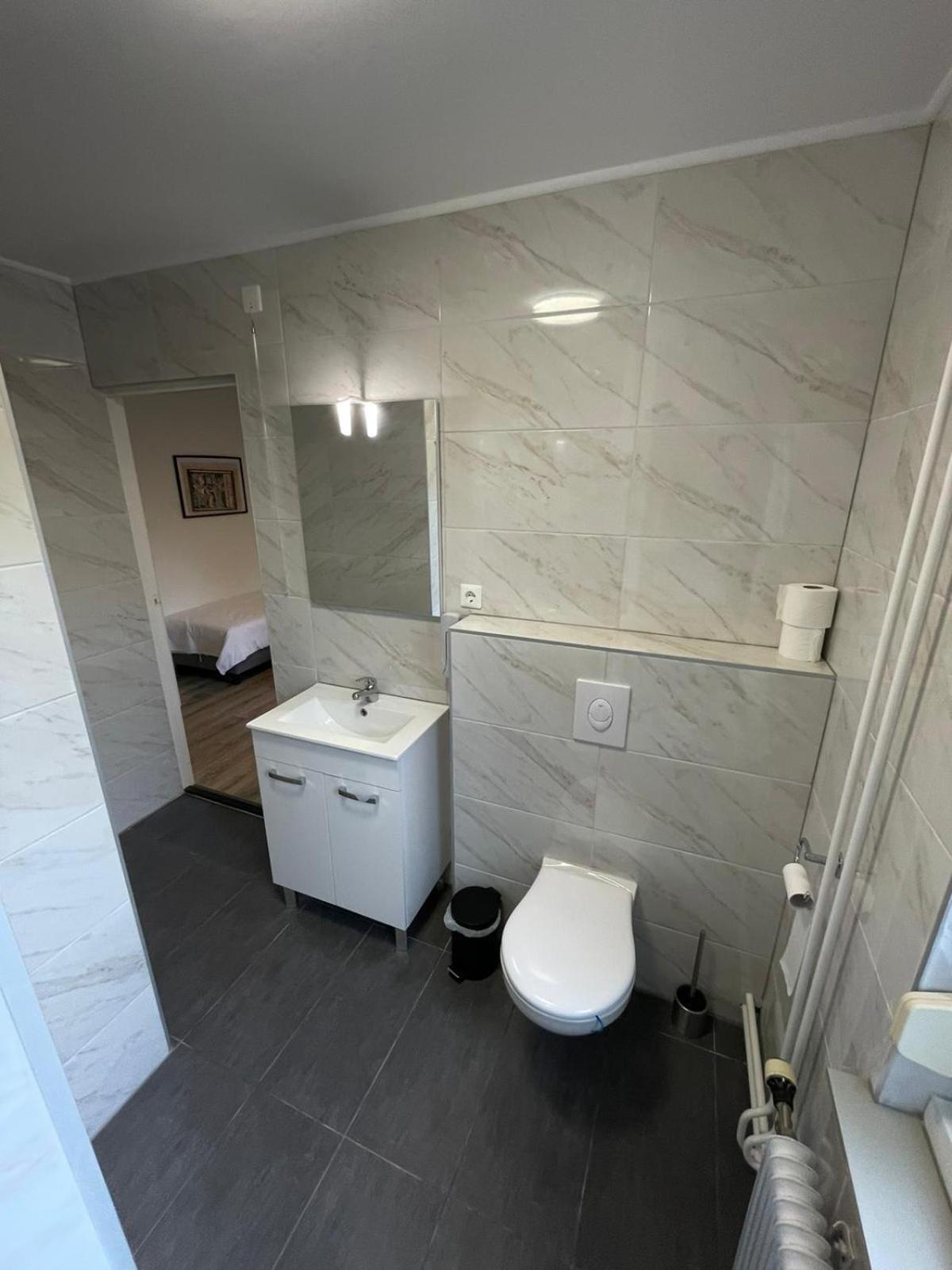 Hotel B&B Sint-Maria Next Door 法尔肯堡 外观 照片